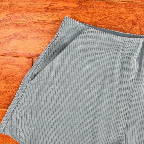 Lululemon Ribbed Softstreame Soft Stream High Rise Shorts Utility Blue Sz 4 - Picture 3 of 6